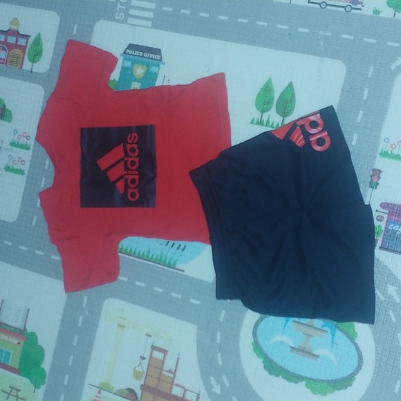 Adidas Baby Boy outfits size 18m - Picture 3 of 3